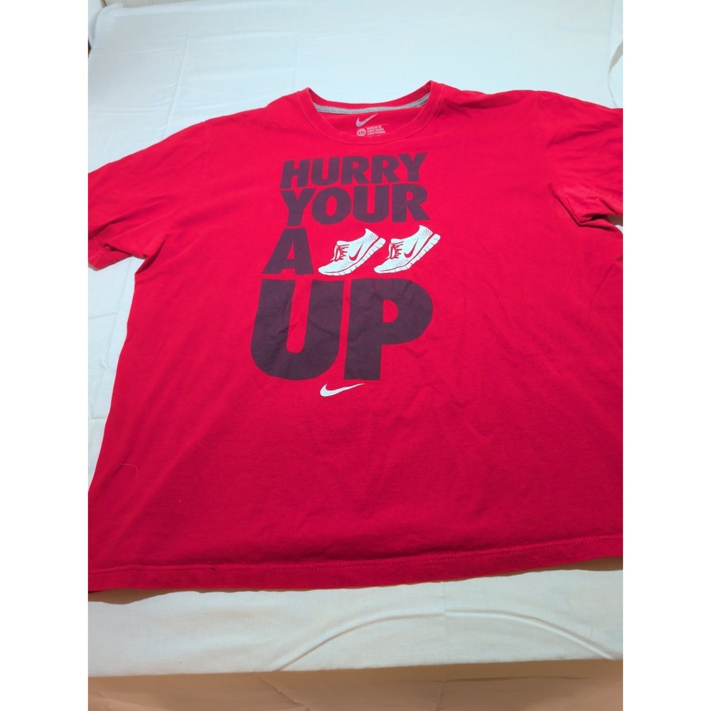Nike Sportswear Mens XXL Graphic Tee T-Shirt Red Running Cross Fit Hurry Up